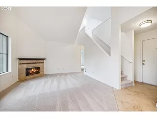 Photo #5: 24232820 Listing 