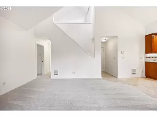 Photo #6: 24232820 Listing 