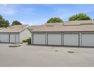 Photo #2: 242344240 Listing 