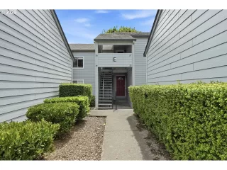 Photo #3: 242344240 Listing 