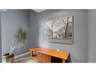 Photo #4: 24236867 Listing 