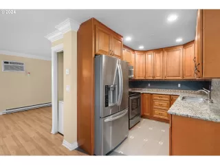 Photo #1: 24237110 Listing 