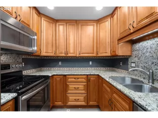 Photo #4: 24237110 Listing 