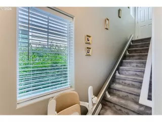 Photo #2: 24237542 Listing