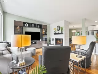 Photo #2: 24240006 Listing 