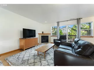 Photo #4: 24241096 Listing