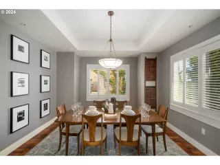 Photo #3: 24242622 Listing