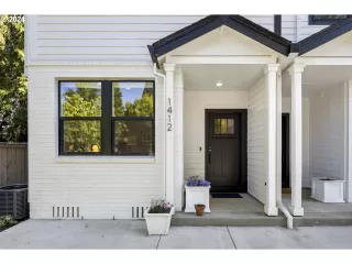 Photo #1: 24243662 Listing