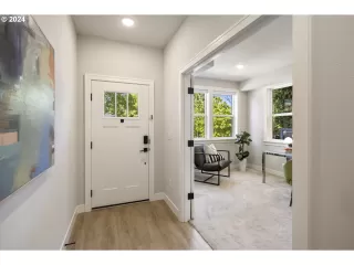 Photo #2: 24243662 Listing