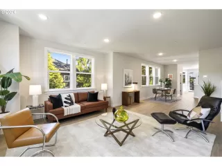 Photo #6: 24243662 Listing