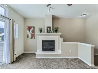 Photo #3: 24245196 Listing 