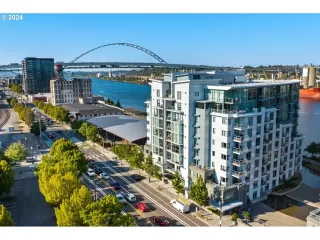 Photo #3: 24247255 Listing