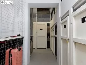 Photo #2: 24247965 Listing 