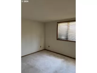 Photo #3: 24252514 Listing