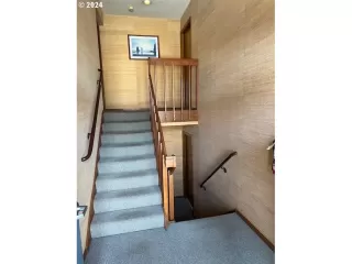 Photo #6: 24252514 Listing