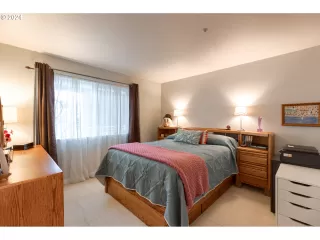 Photo #1: 24253535 Listing