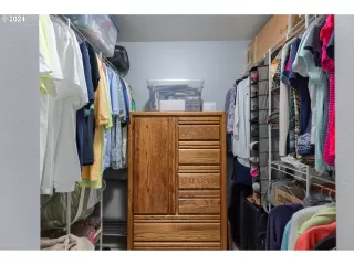 Photo #3: 24253535 Listing