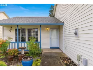 Photo #3: 24253748 Listing