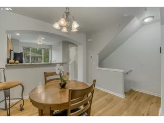 Photo #4: 24254501 Listing 