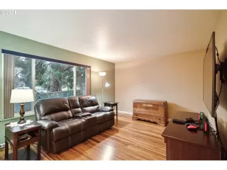 Photo #2: 24254664 Listing