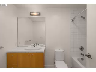 Photo #1: 24254736 Listing