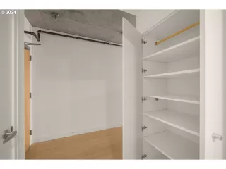 Photo #3: 24254736 Listing