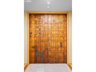 Click for more information on MLS # 24255504 : 2020 SW MARKET STREET DR 101-103 More Details about MLS # 24255504 : 2020 SW MARKET STREET DR 101-103