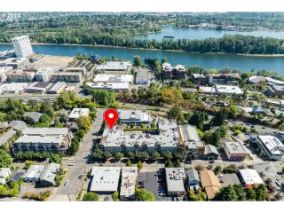 Photo #2: 24256988 Listing