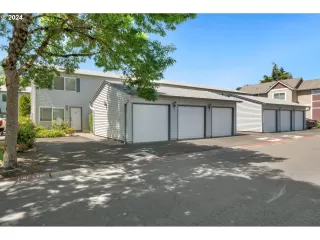 Photo #1: 24258063 Listing 