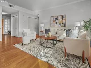 Photo #6: 24258590 Listing