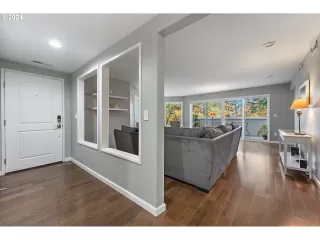 Photo #3: 24258703 Listing 