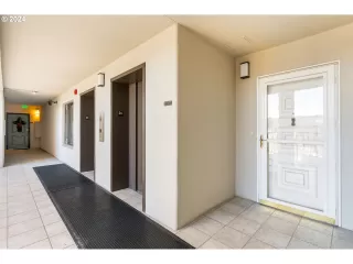 Photo #2: 24259846 Listing