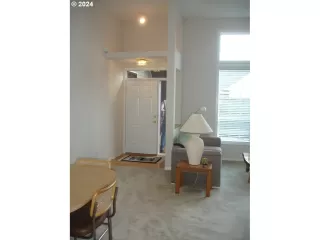 Photo #3: 24260072 Listing