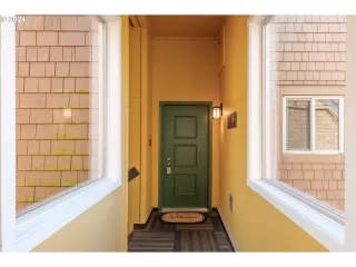 Photo #1: 24263473 Listing 