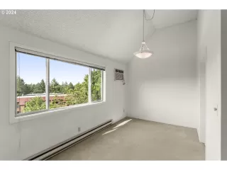 Photo #6: 24263473 Listing 