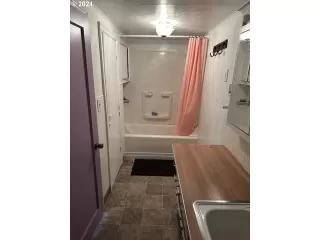 Photo #5: 24263568 Listing 