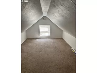 Photo #6: 24263568 Listing 