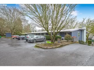 Photo #2: 24264067 Listing 