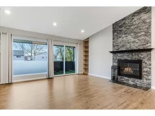 Photo #4: 24264067 Listing 
