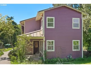 Photo #2: 24265059 Listing