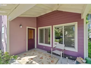 Photo #3: 24265059 Listing