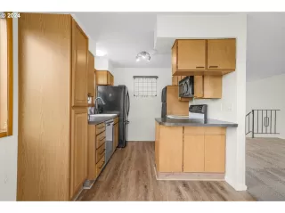 Photo #3: 24266627 Listing