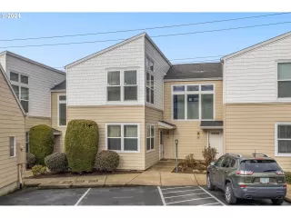 Photo #1: 24267115 Listing