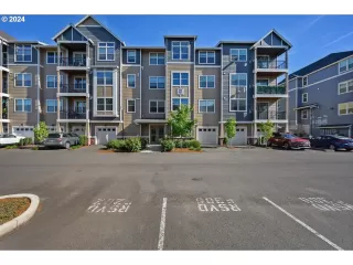 Photo #1: 24267273 Listing