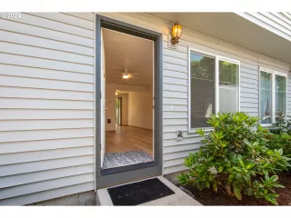 Photo #1: 24269658 Listing 