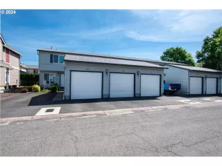 Photo #2: 24269658 Listing 