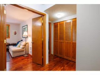 Photo #3: 24270932 Listing