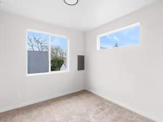 Photo #6: 24273381 Listing 