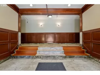 Photo #3: 24274763 Listing 