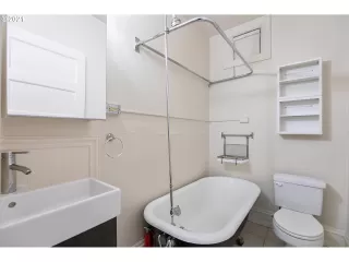 Photo #6: 24274763 Listing 